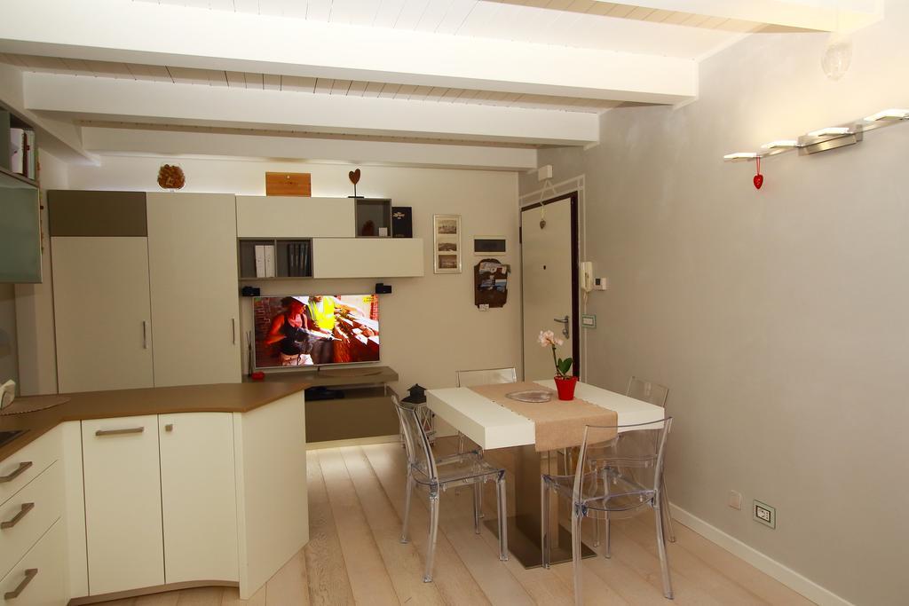 Home White Leifers Buitenkant foto