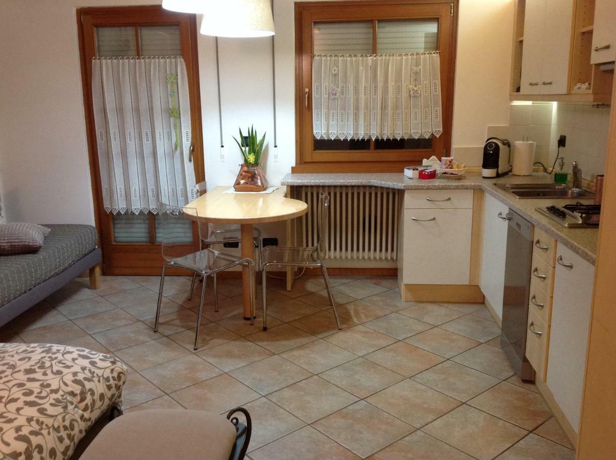 Home White Leifers Buitenkant foto